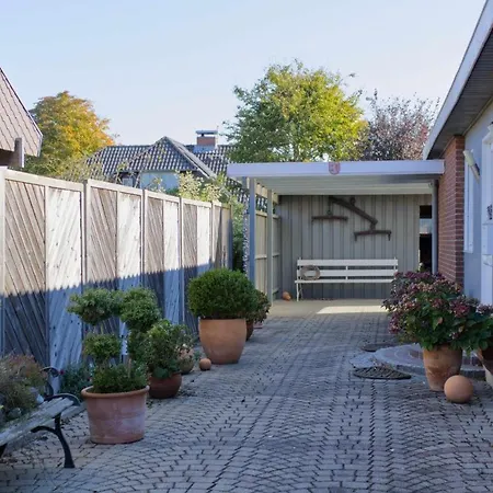 Inselblume 38 - Zentrale In Mit Garten Σπίτι διακοπών Burg auf Fehmarn